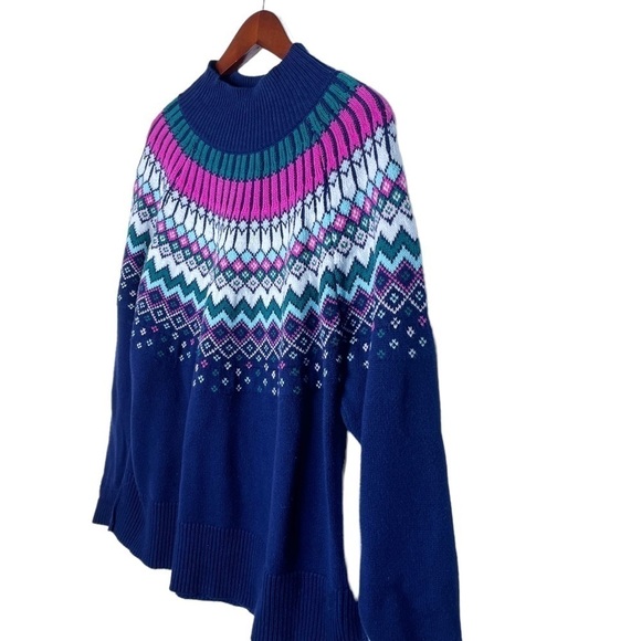 CROWN & IVY Fair Isle Cotton Blend Knit Sweater Size Medium Navy Multi - Picture 2 of 11
